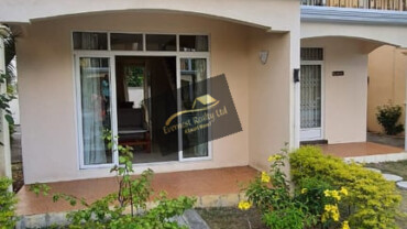 Townhouse for rent in Mon Choisy