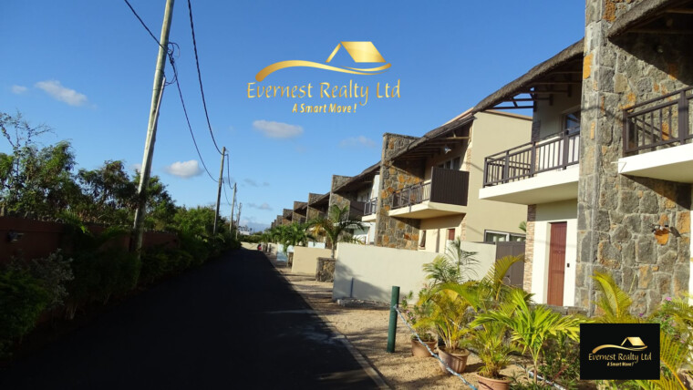 PDS Villa for sale in Pointe aux Piments // This property is accessible to foreigners