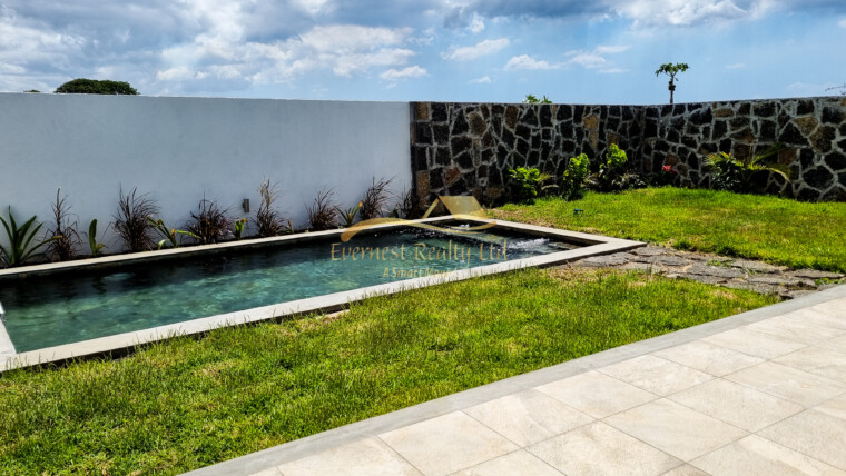 Twin Villa for rent in Trou-aux-Biches